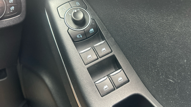 Ford Puma 1.0 EcoBoost Hybrid mHEV ST-Line 5dr Petrol Hatchback